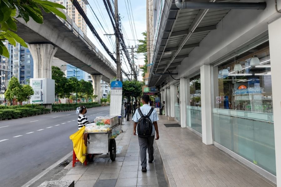 BTSオンヌット駅からマッサージ店までの道順 BTSオンヌット駅からマッサージ店までの道順