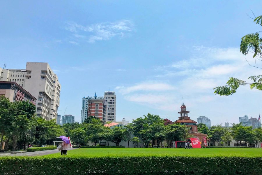 シーナカリンウィロート大学が生活に馴染んでいる